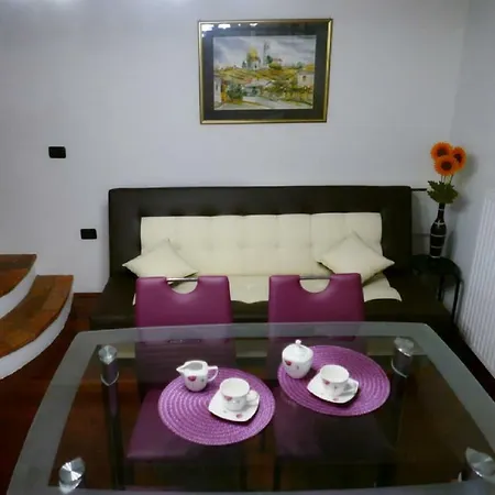 Apartma Flajban